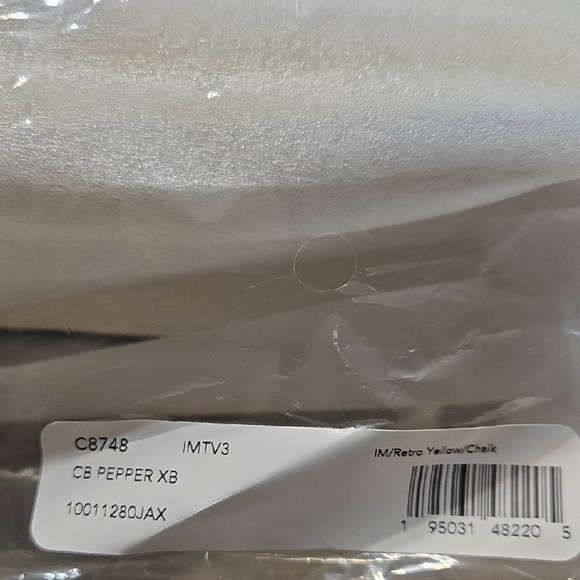 Coach MINI PEPPER CROSSBODY IN COLORBLOCK Never Opened. NWT - Picture 2 of 5